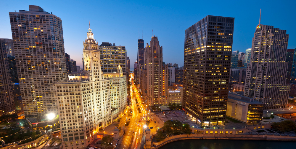 The Ultimate Black Friday Shopping Guide for Chicago | Hotel EMC2, Autograph Collection
